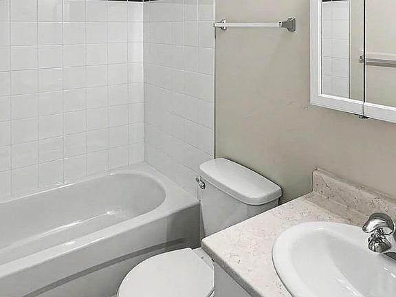 5th image of 3501 Centennial Dr