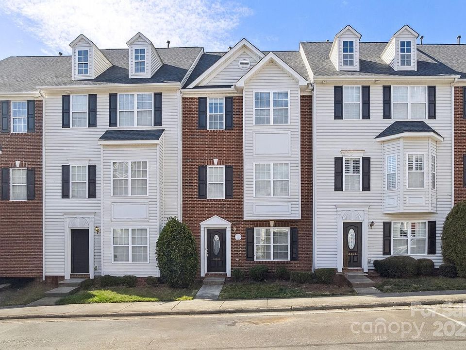 1st image of 10032 Treeside Ln