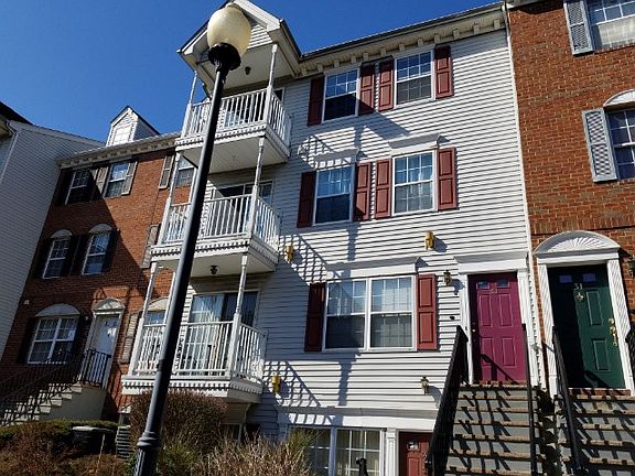 5th image of 33 Vaughan Dr #308