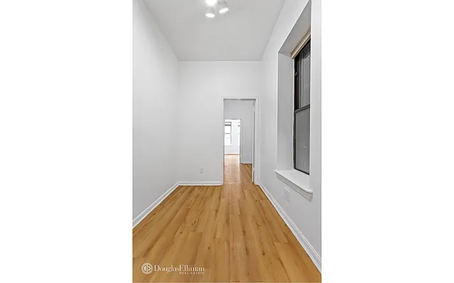 Sold by Douglas Elliman | media 6