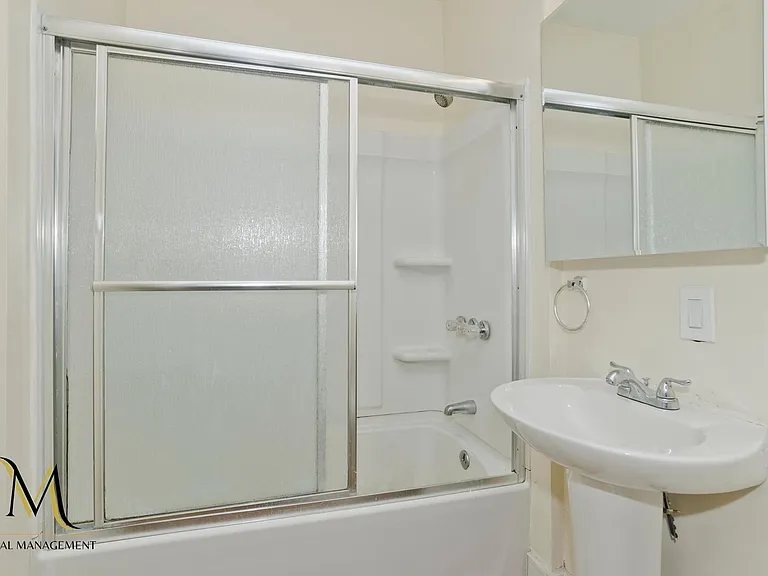 54 Clantoy St — Photo 22