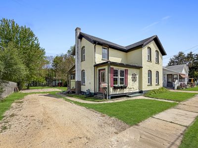 922 E Shawnee St, Freeport, IL, 61032
