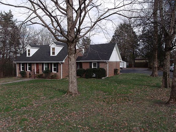 4th image of 435 Centennial Ave