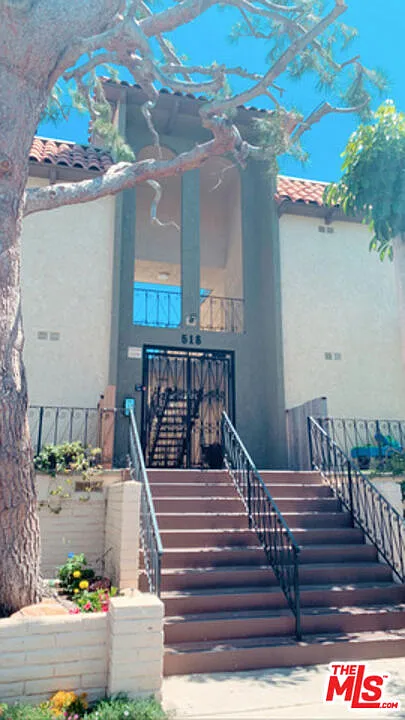 1 bed, 1.0 bath, 650 sqft, $2,695 — Photo 2