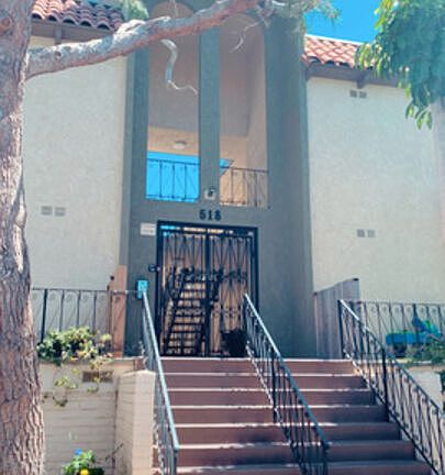 2nd image of 518 Raymond Ave APT 6