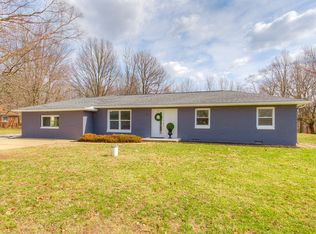 4444 S Hilltop Ct, Terre Haute, IN 47802