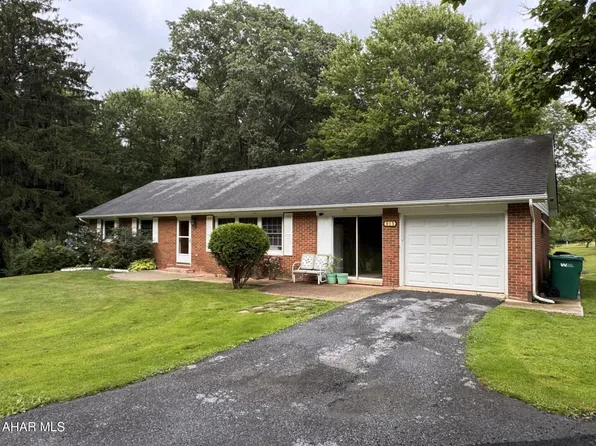 813 Fords Corner Rd, Nanty Glo, PA 15943