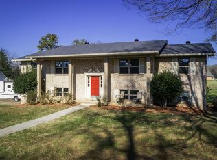 1701 Ray Jo Cir, Chattanooga, TN 37421