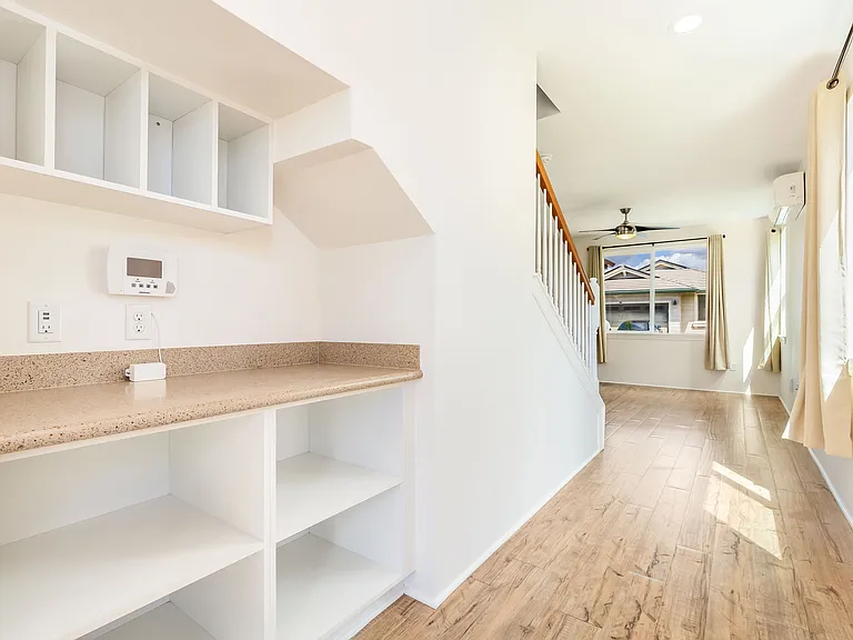 1101 Kukulu St #72 — Photo 18