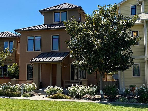 2nd image of 420 Spruce Ln