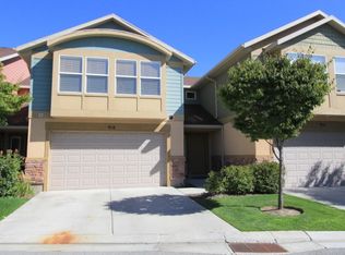 918 N Spring Pond Dr, Farmington, UT 84025