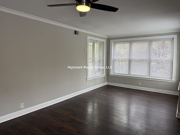 3rd image of 6300 N Oakley Ave #1OA