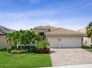 8219 Alpine Ridge Rd, Boynton Beach, FL 33473