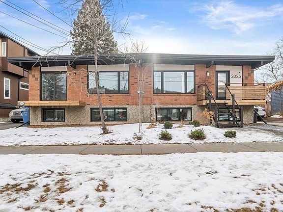 2nd image of 2023 35th Ave SW