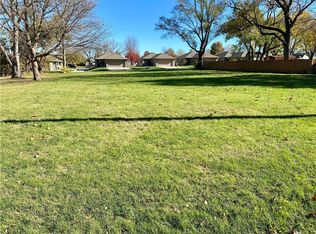 S Aspen Dr, Raymore, MO 64083