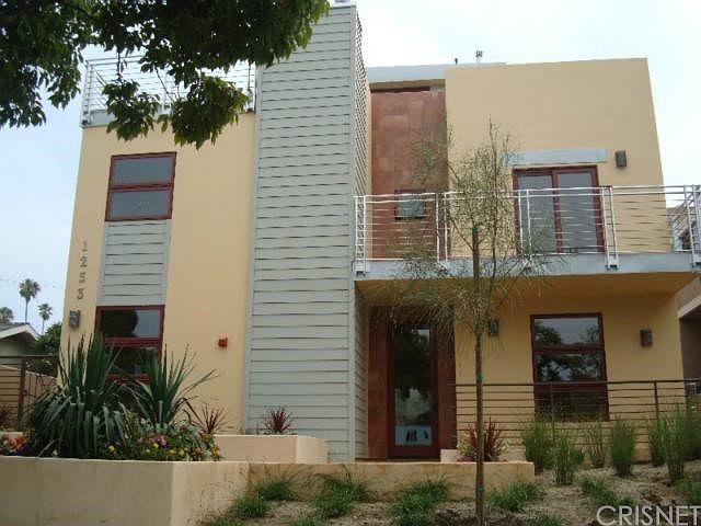 1st image of 1253 18th St #102