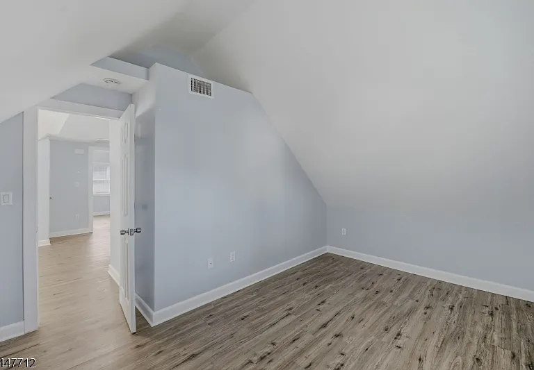 161 Broughton Ave #2 — Photo 13