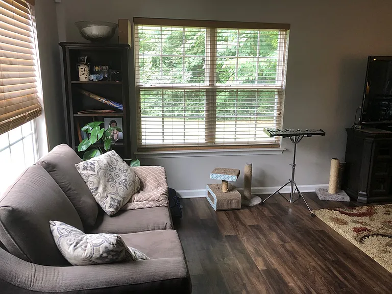 Merlot Family room2_08272019