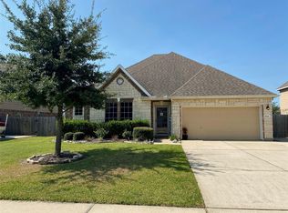 9615 Indian Trl, Mont Belvieu, TX 77523