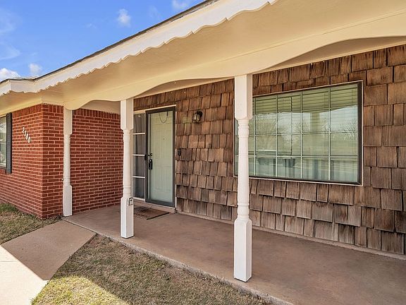 2nd image of 2500 Larry Dr