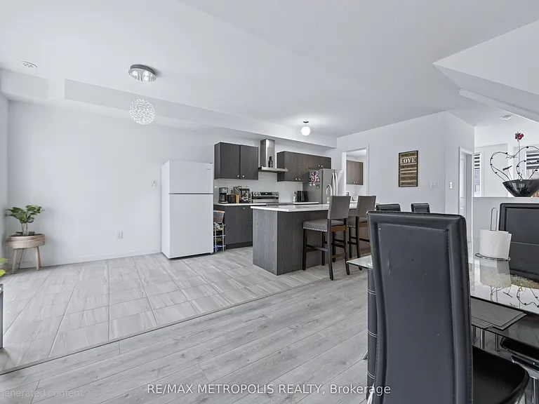 132 Blue Forest Cres — Photo 19