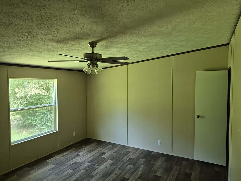 52043 Noto Rd — Photo 2