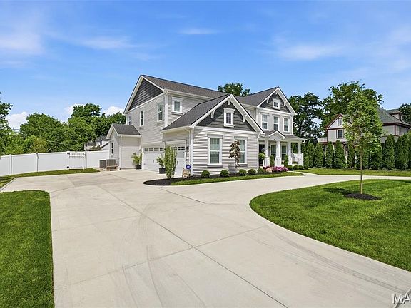 4th image of 4 Hillcrest Pl