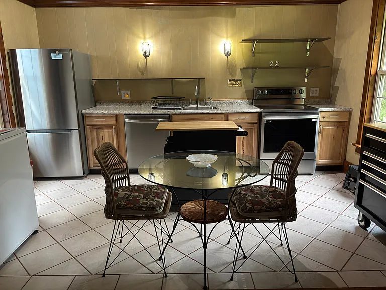 826 Jones Mill Rd #2 — Photo 5
