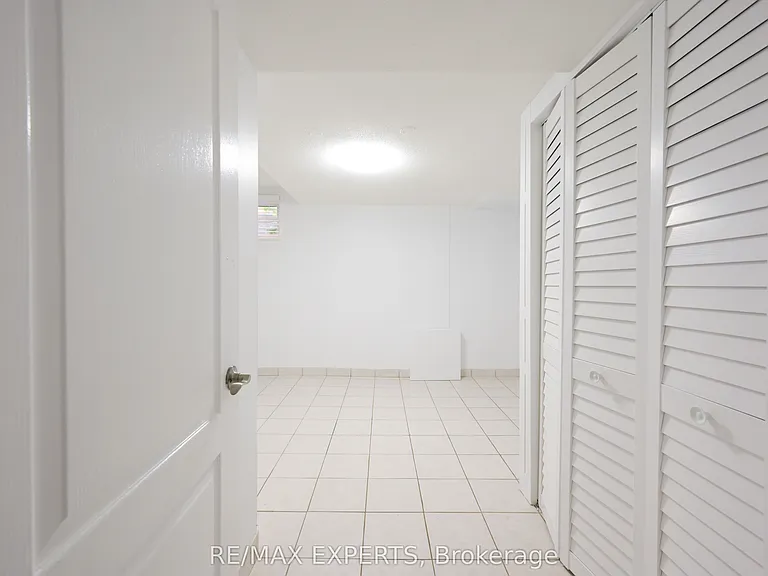 59 Silver Arrow Cres #BASEMENT — Photo 23