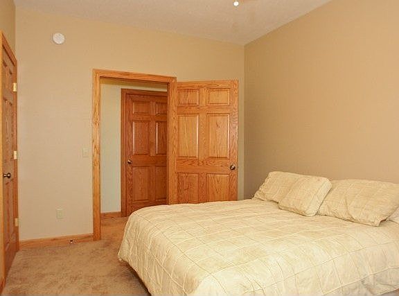 3rd image of 5985 E Ryans Way
