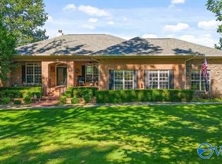 339 Hill Bluff Rd, Guntersville, AL 35976