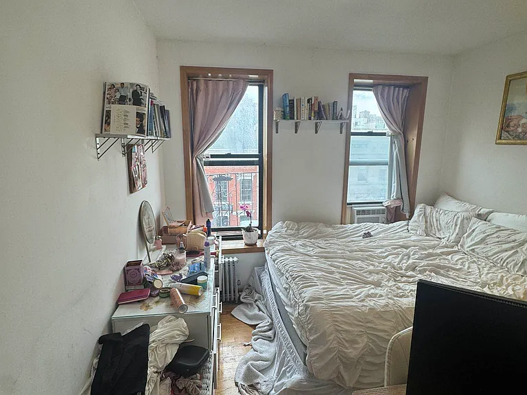530 E 13th St #36 — Photo 16