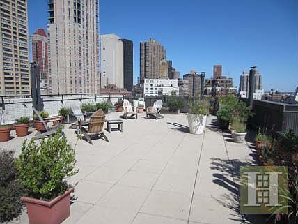 2nd image of 136 E 36th St APT 9E