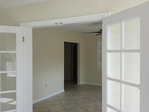 5th image of 1415 22nd St W