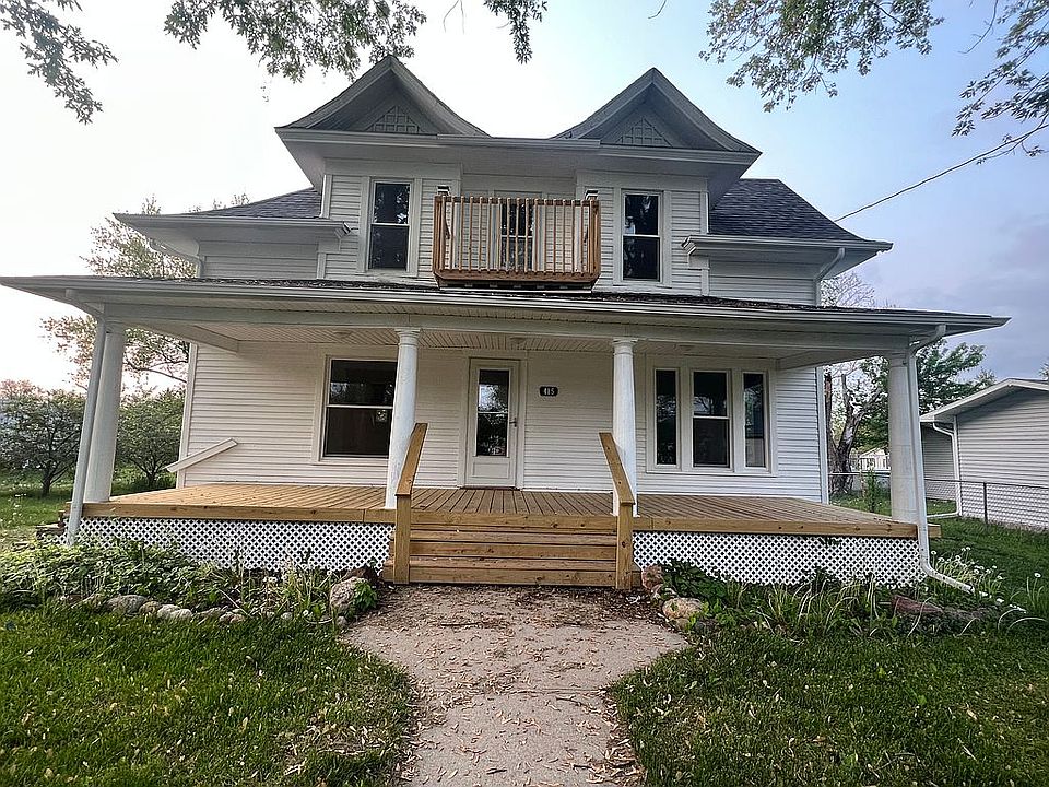 FRONT VIEW  