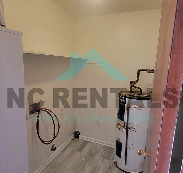 2559 Green Oaks Ct #A — Photo 19