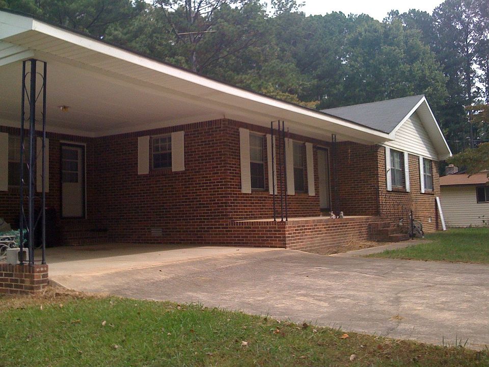 2nd image of 130 Greenwood Ave