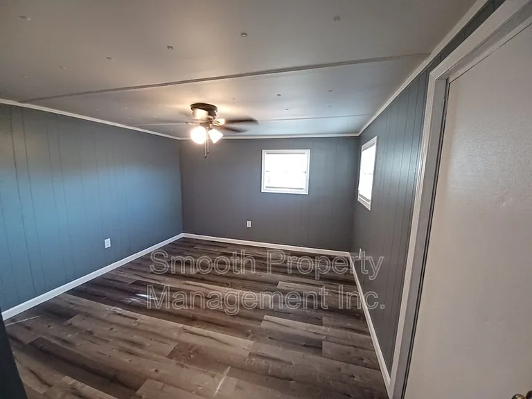 191 E Oakfield Rd #8 — Photo 7