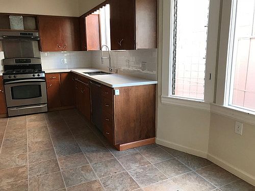 2nd image of 326 College Ave