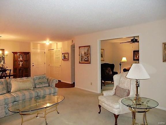 5th image of 15593 Bedford Forge Dr APT 11