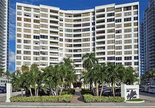 3505 S Ocean Dr Photo 1