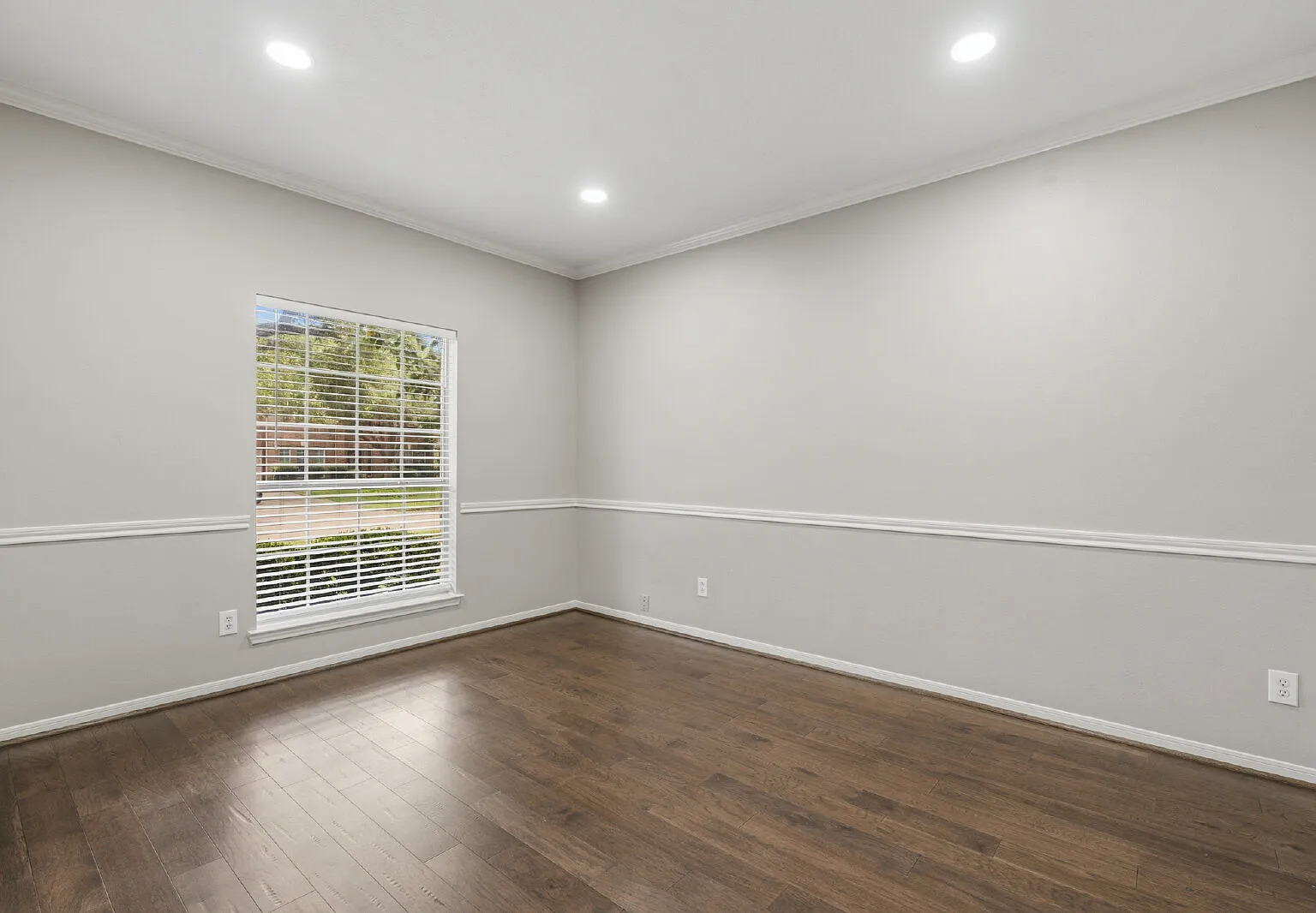 4 bed, 3.5 bath, 3532 sqft, $3,500 — Photo 4