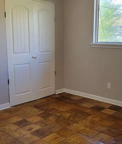 8408 David Dr — Photo 9
