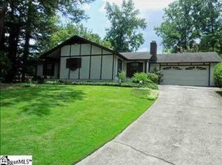 105 Ikes Ct, Taylors, SC 29687