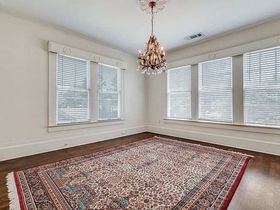 3rd image of 5747 Palo Pinto Ave #A