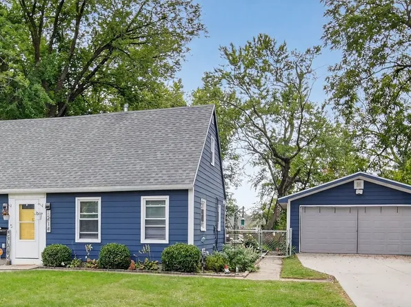 1214 Leland Ave, Des Moines, IA 50315