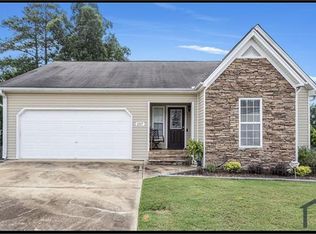 207 Providence Dr, Dallas, GA 30157