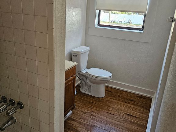 4th image of 4709 N 10th St