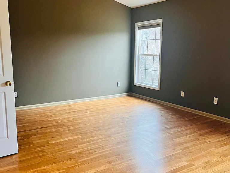 105 Charing Pl — Photo 22