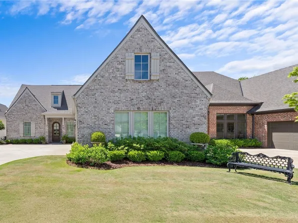 681 Arundell St, Tuscaloosa, AL 35406